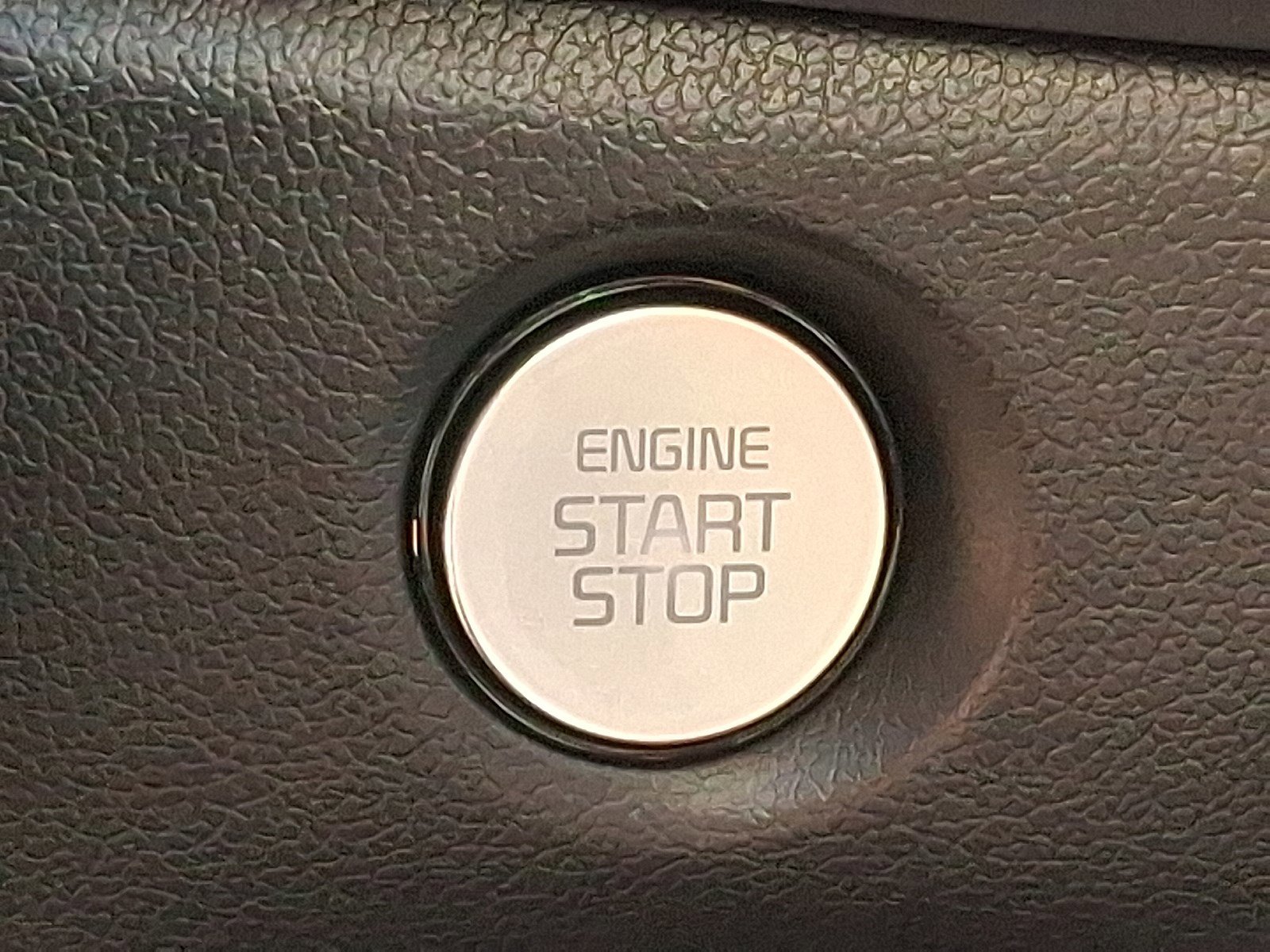 2025 Kia Sorento Plug-In Hybrid EX photo 14