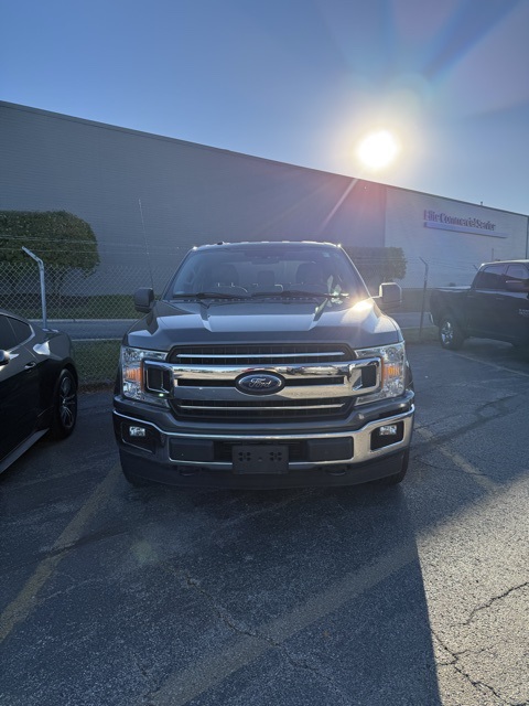 2018 Ford F-150 XLT photo 2