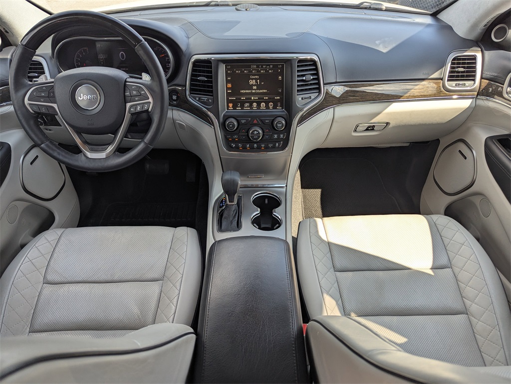 2017 Jeep Grand Cherokee Summit photo 14