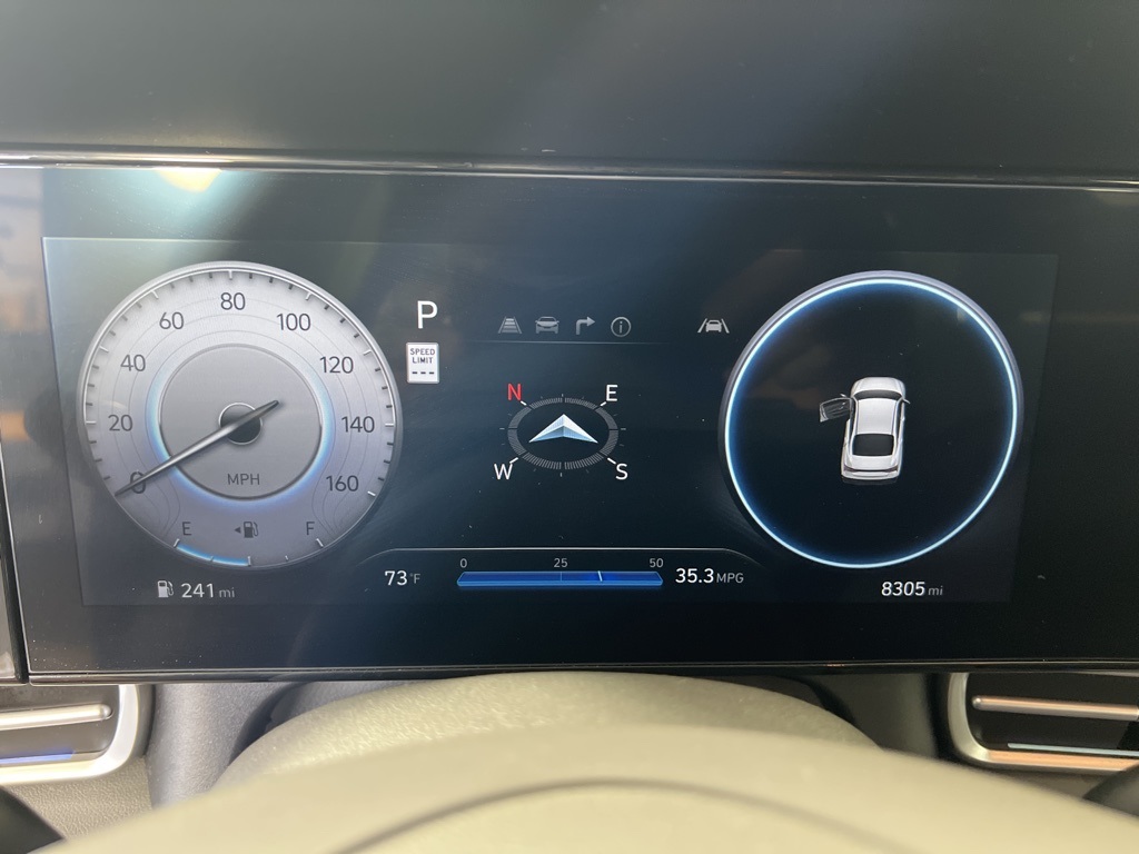 2024 Hyundai Elantra SEL photo 18