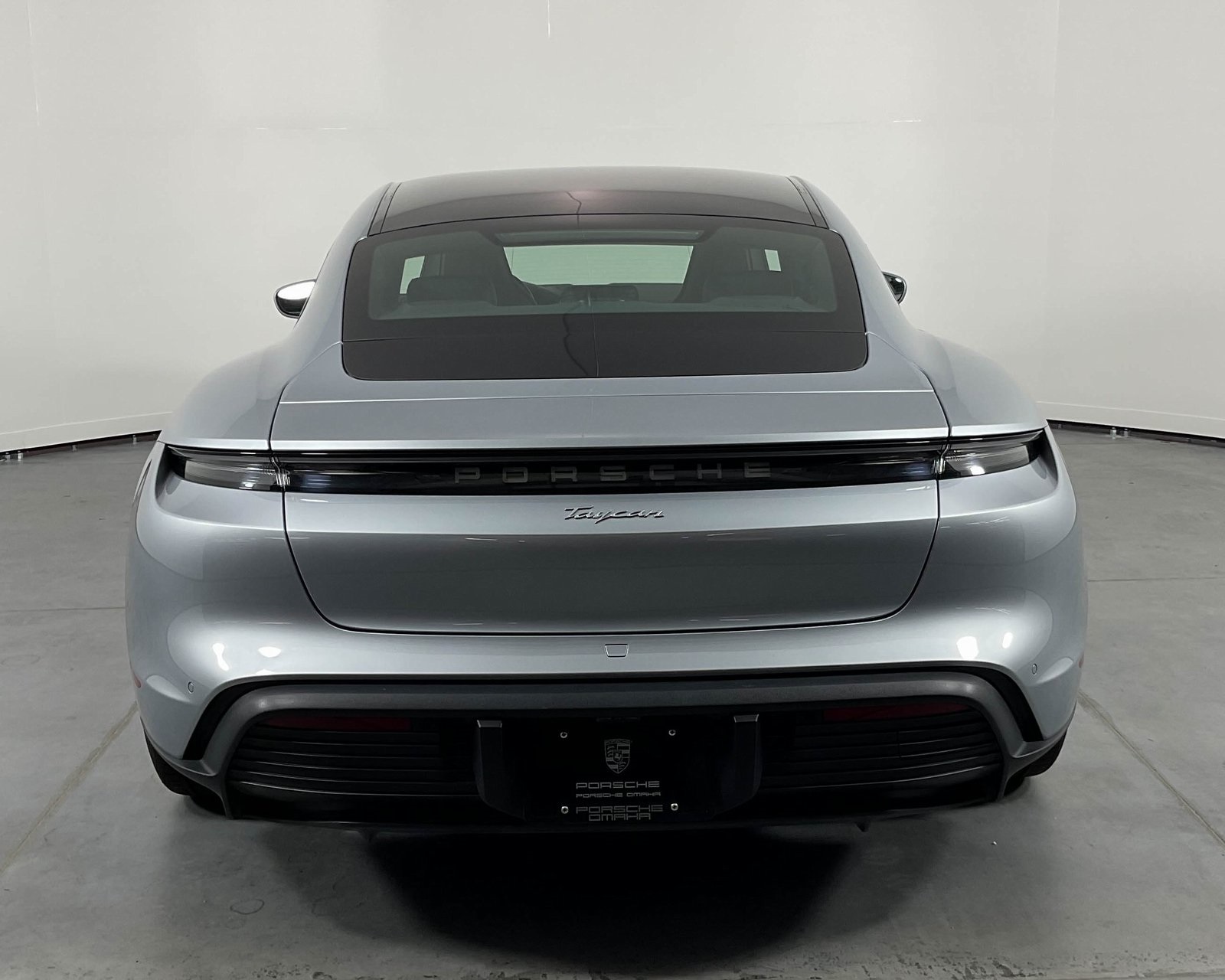 2023 Porsche Taycan S photo 6