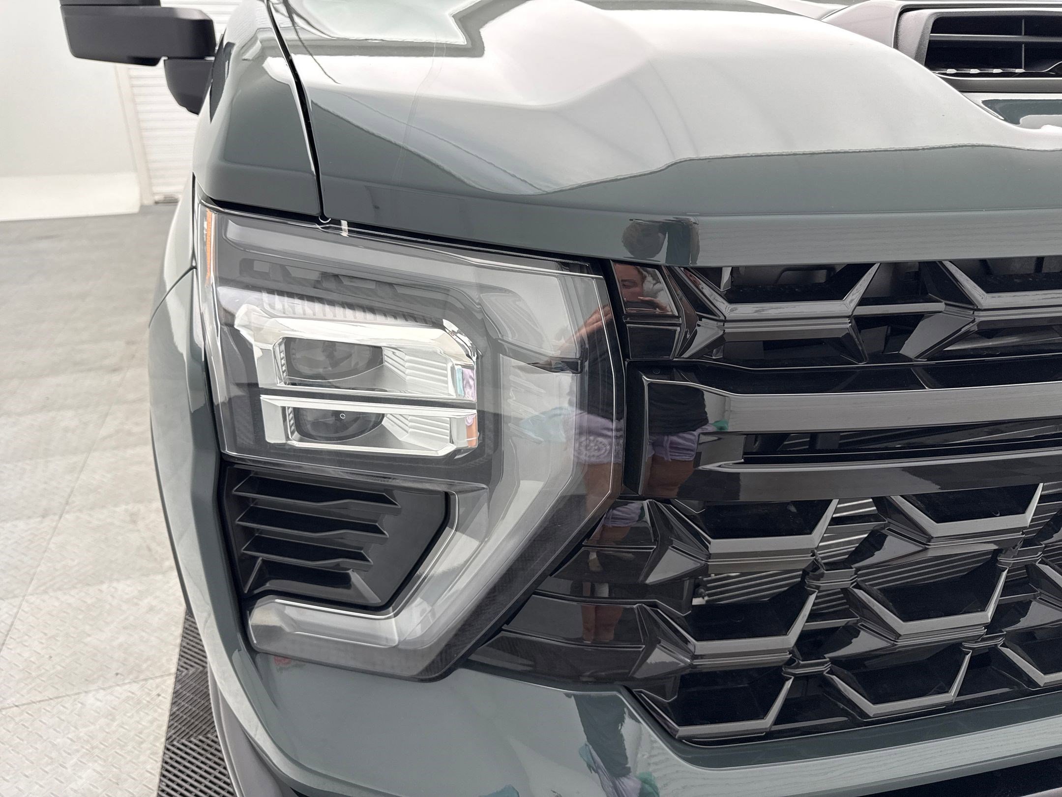 2025 Chevrolet Silverado ZR2 photo 8