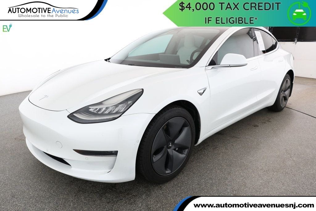 Used 2018 Tesla Model 3 Mid Range Battery w/ White & Black Premium