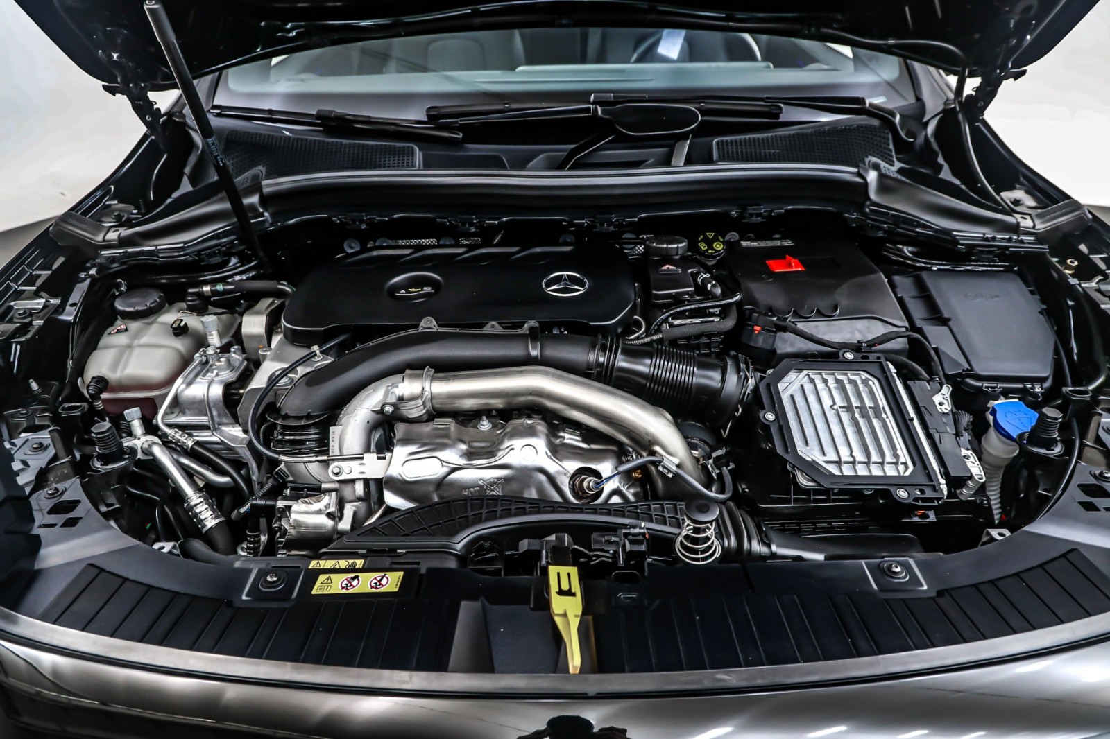 2025 Mercedes Benz GLA 250 photo 11