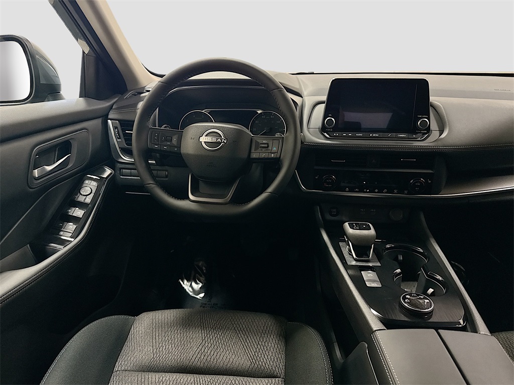 2026 Nissan Rogue SV photo 7