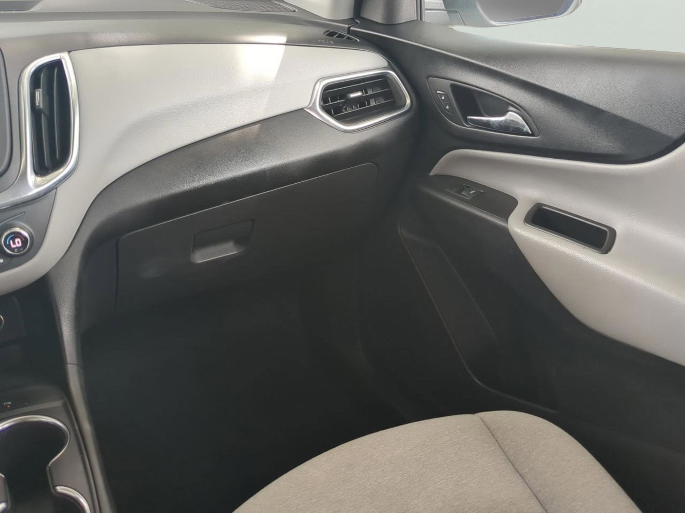 2024 Chevrolet Equinox LT photo 14
