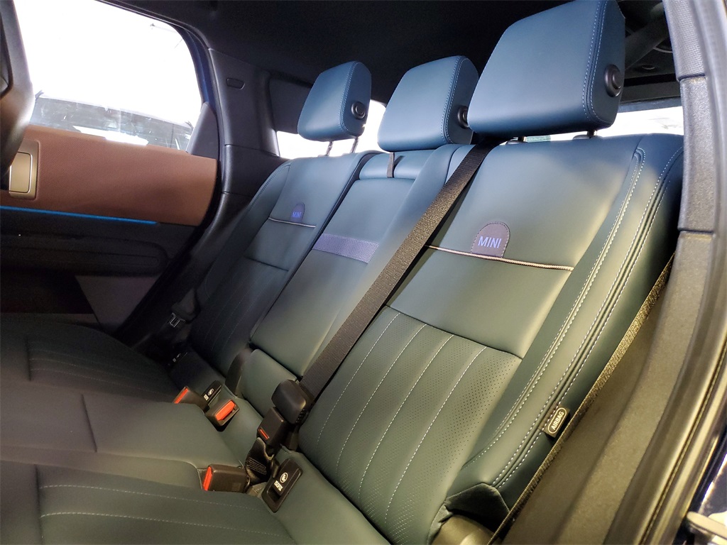 2025 Mini Countryman S photo 11