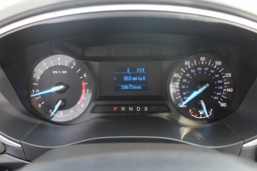 2014 Ford Fusion S photo 19