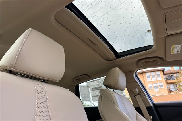 2025 Acura TLX Technology photo 14