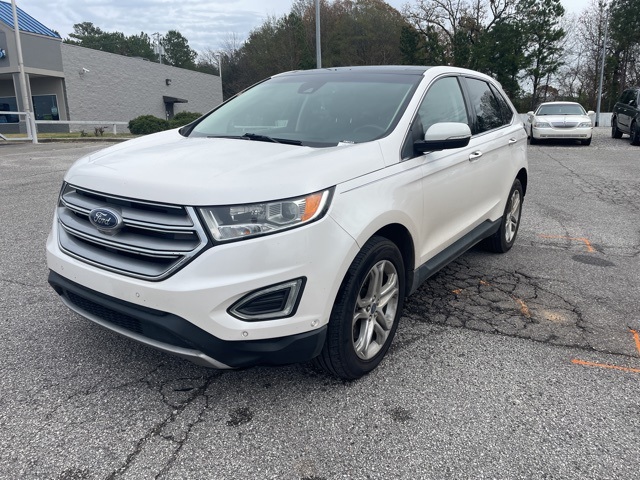 2018 Ford Edge Titanium photo 2