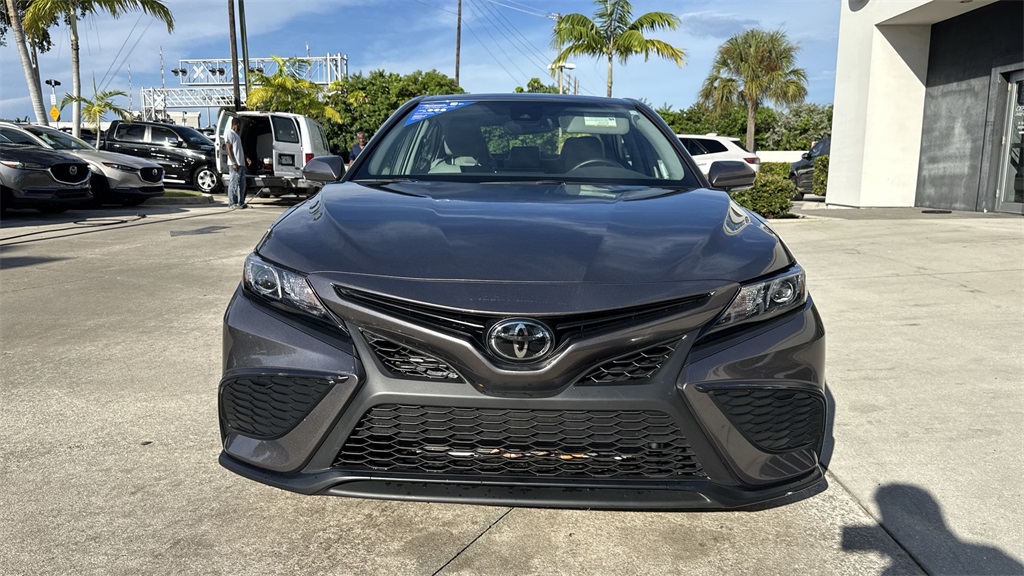 2023 Toyota Camry SE photo 28