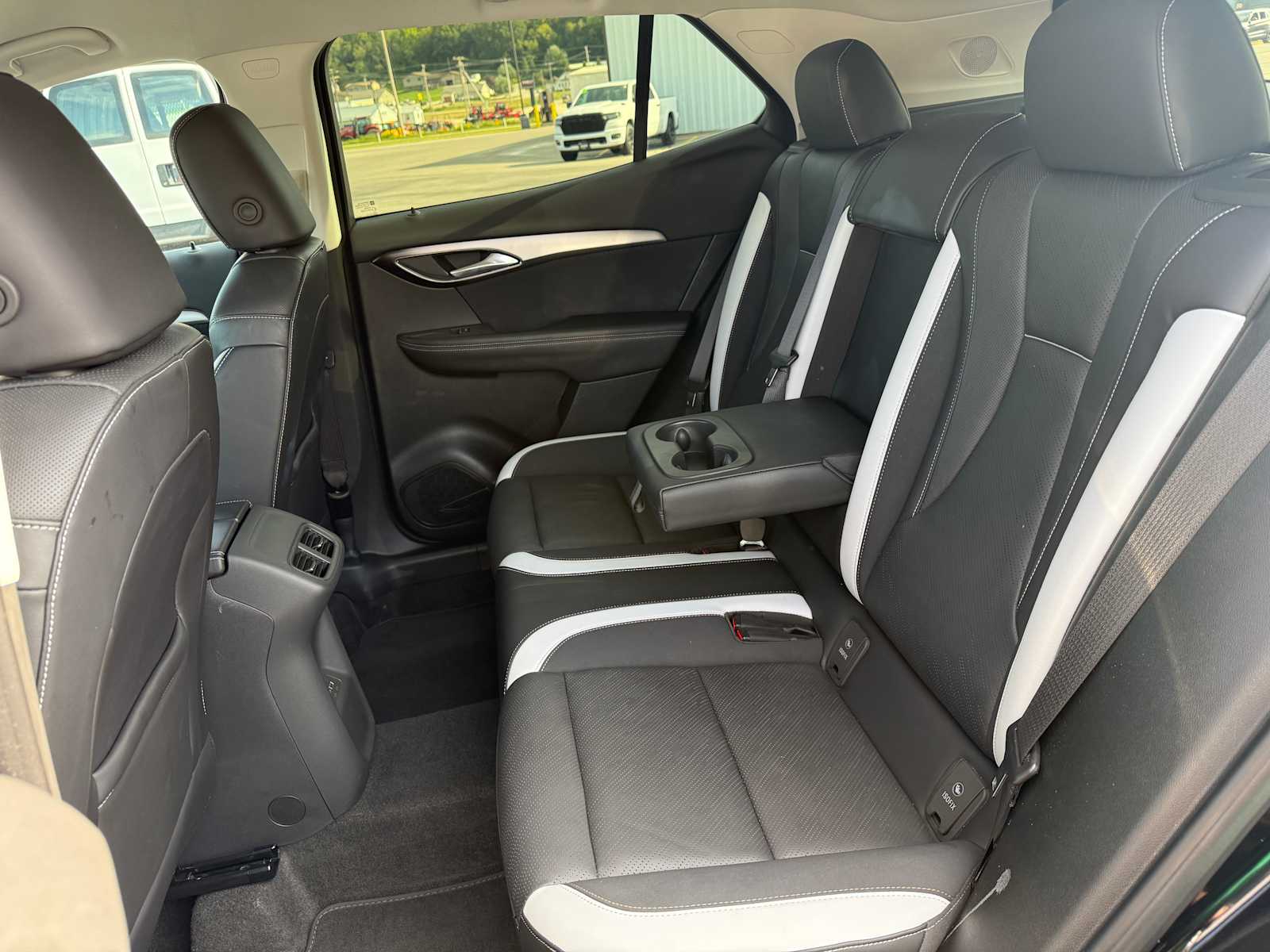 2025 Buick Envision Sport Touring photo 33