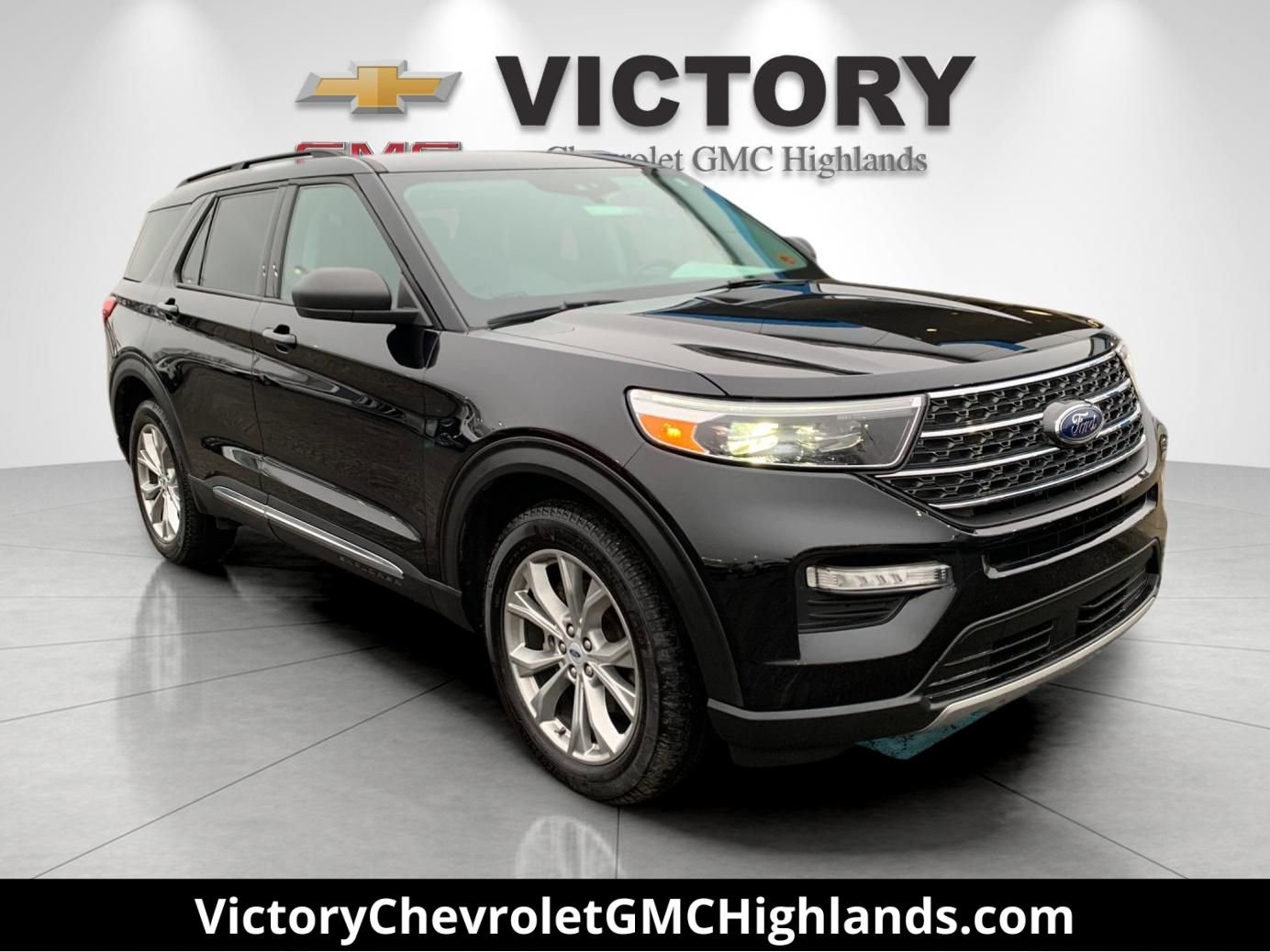 2023 Ford Explorer XLT's photo