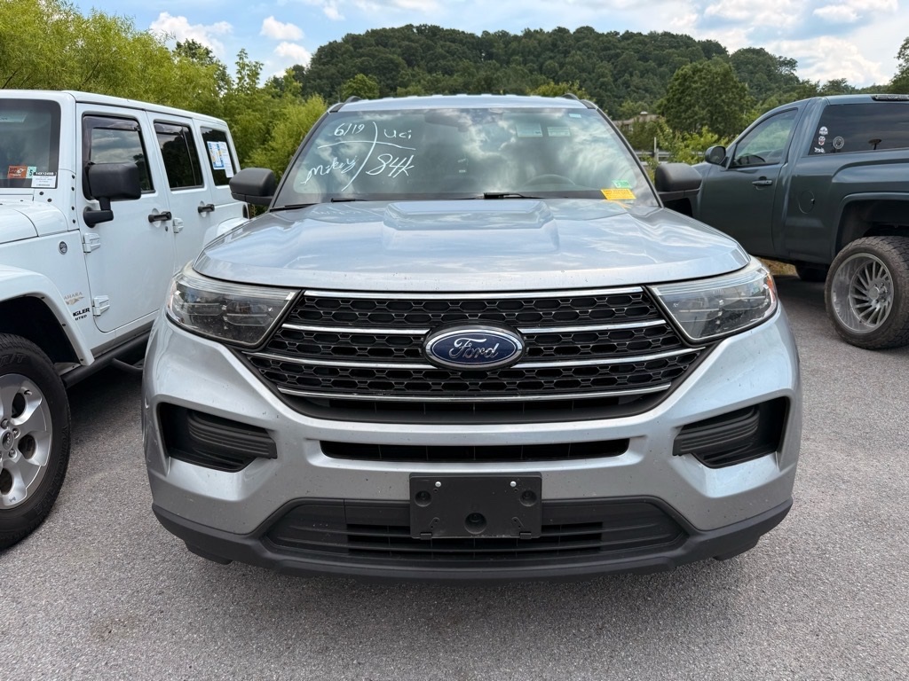 2020 Ford Explorer XLT photo 3