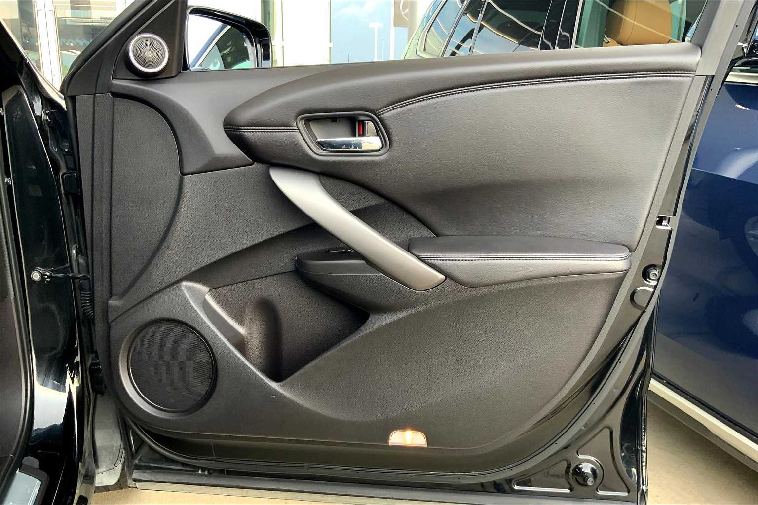 2015 Acura RDX photo 18