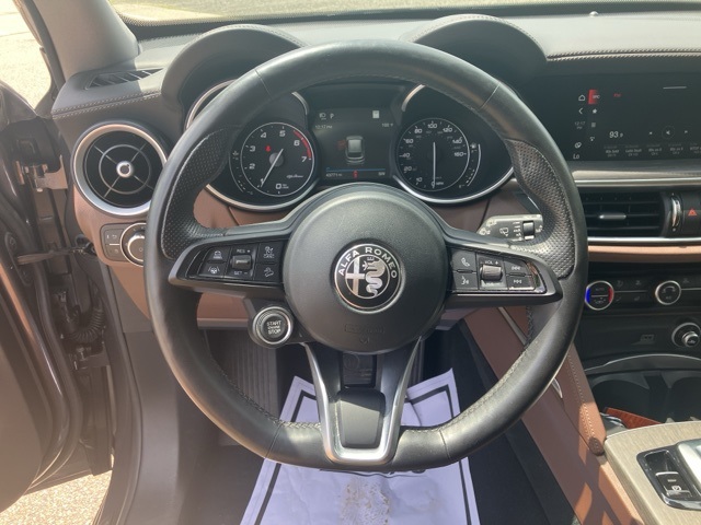 2021 Alfa Romeo Stelvio Ti photo 22