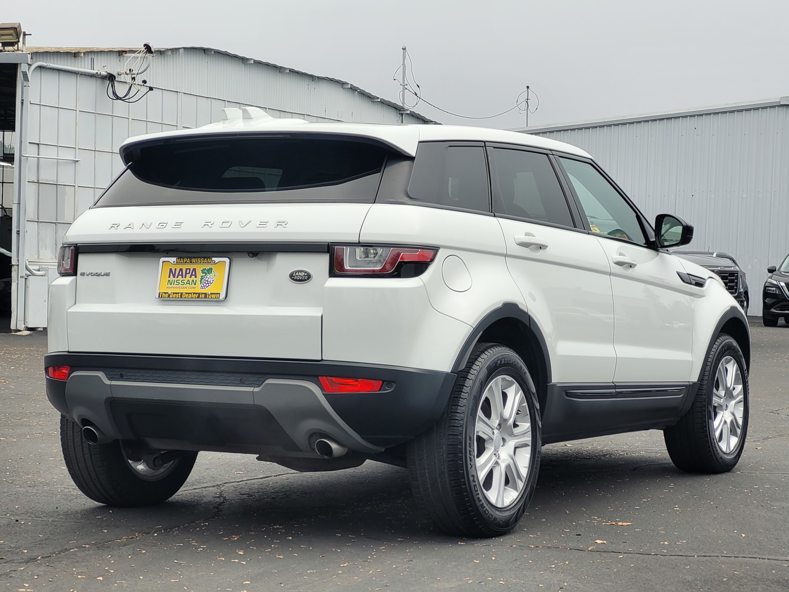 2018 Land Rover Range Rover Evoque SE Premium photo 3