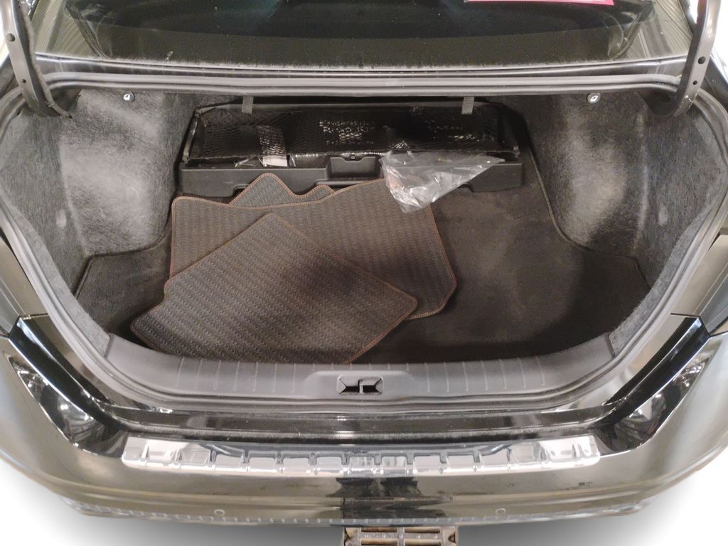 2023 Nissan Altima 2.5 SR photo 11
