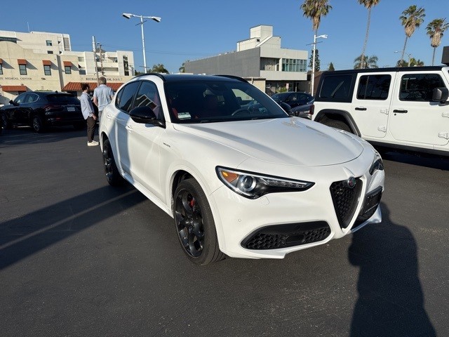 2022 Alfa Romeo Stelvio