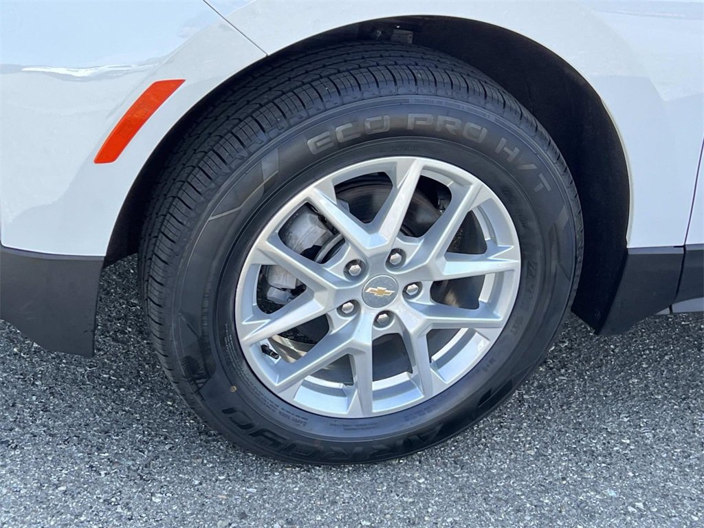 2023 Chevrolet Equinox LS photo 25