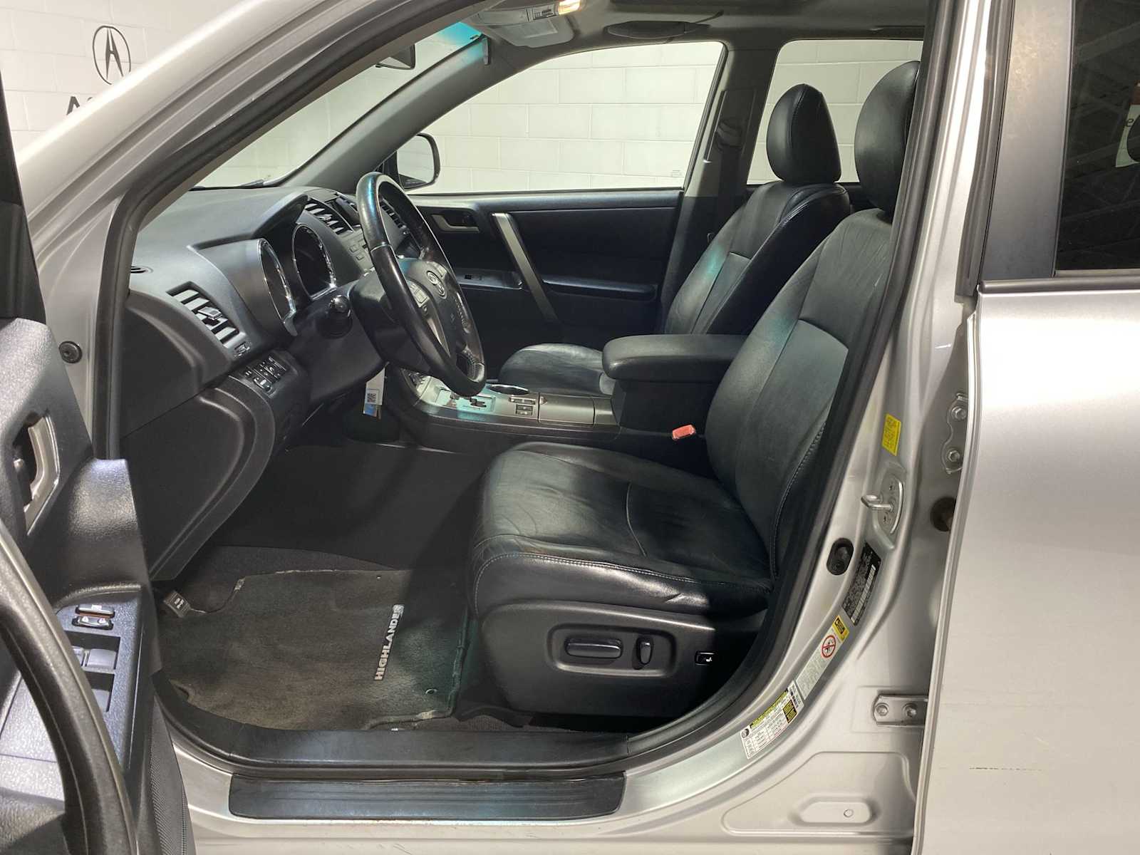 Used 2010 Toyota Highlander SE with VIN 5TDJK3EH0AS032802 for sale in Verona, NJ