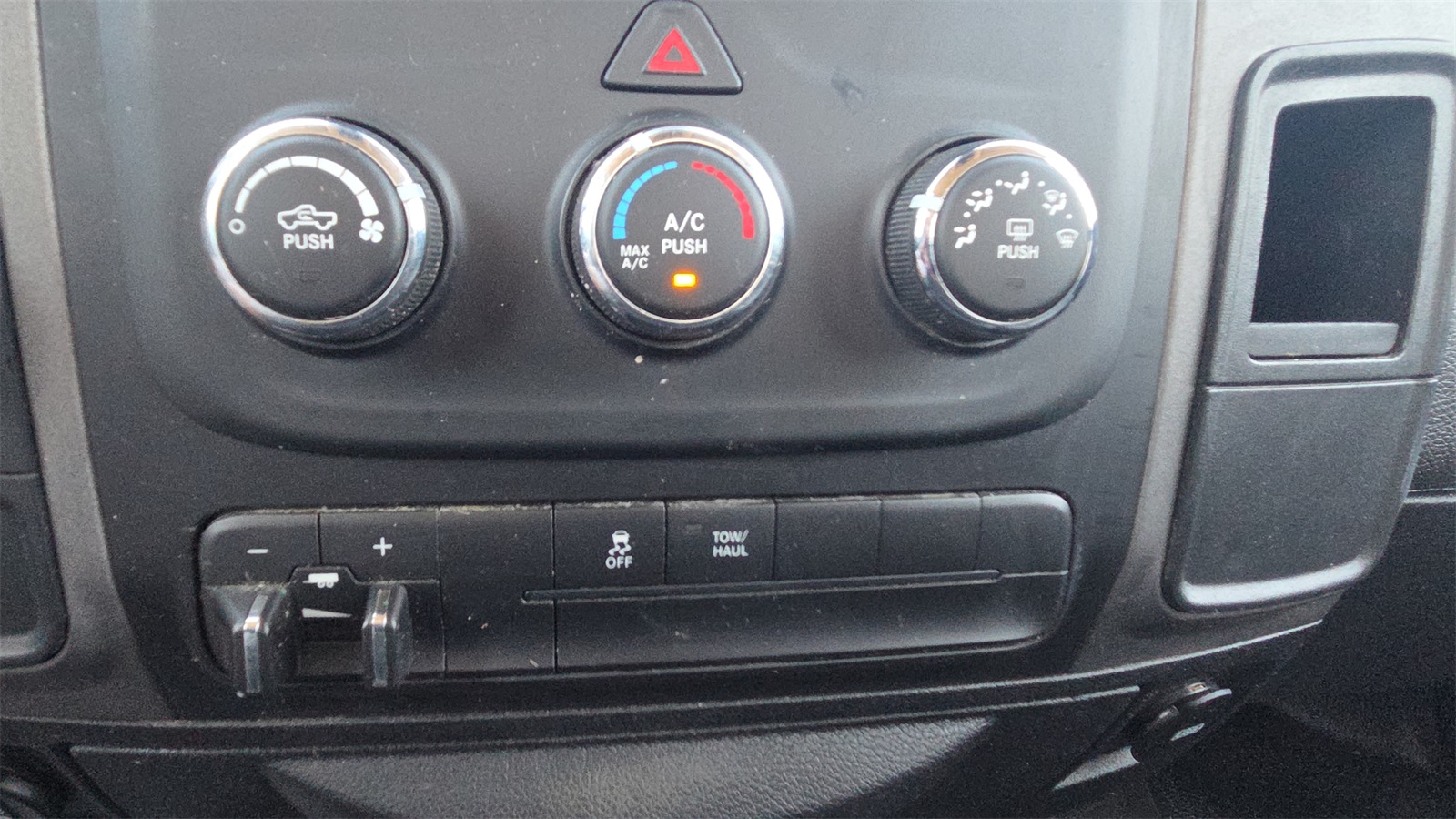 2018 Ram 1500 Tradesman photo 20