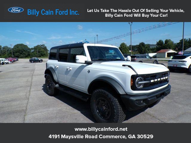 2025 Ford Bronco 4-Door Outer Banks's photo