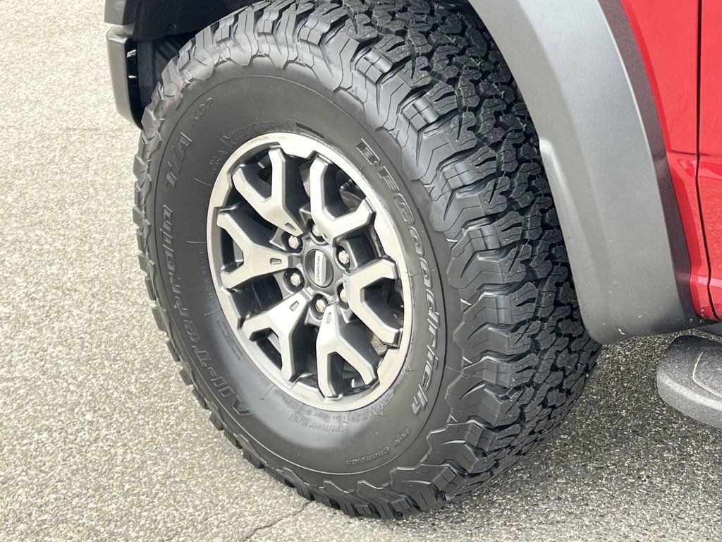 2022 Ford F-150 Raptor photo 2