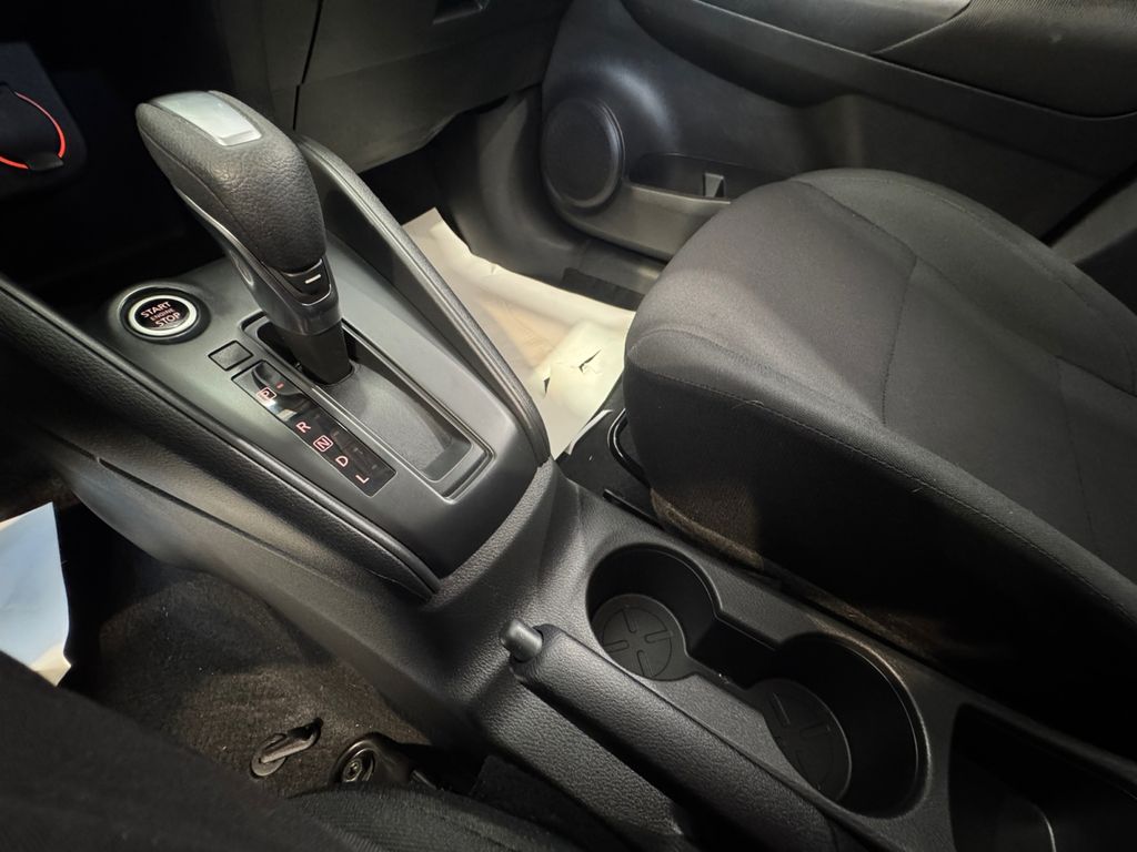 2023 Nissan Kicks S photo 20