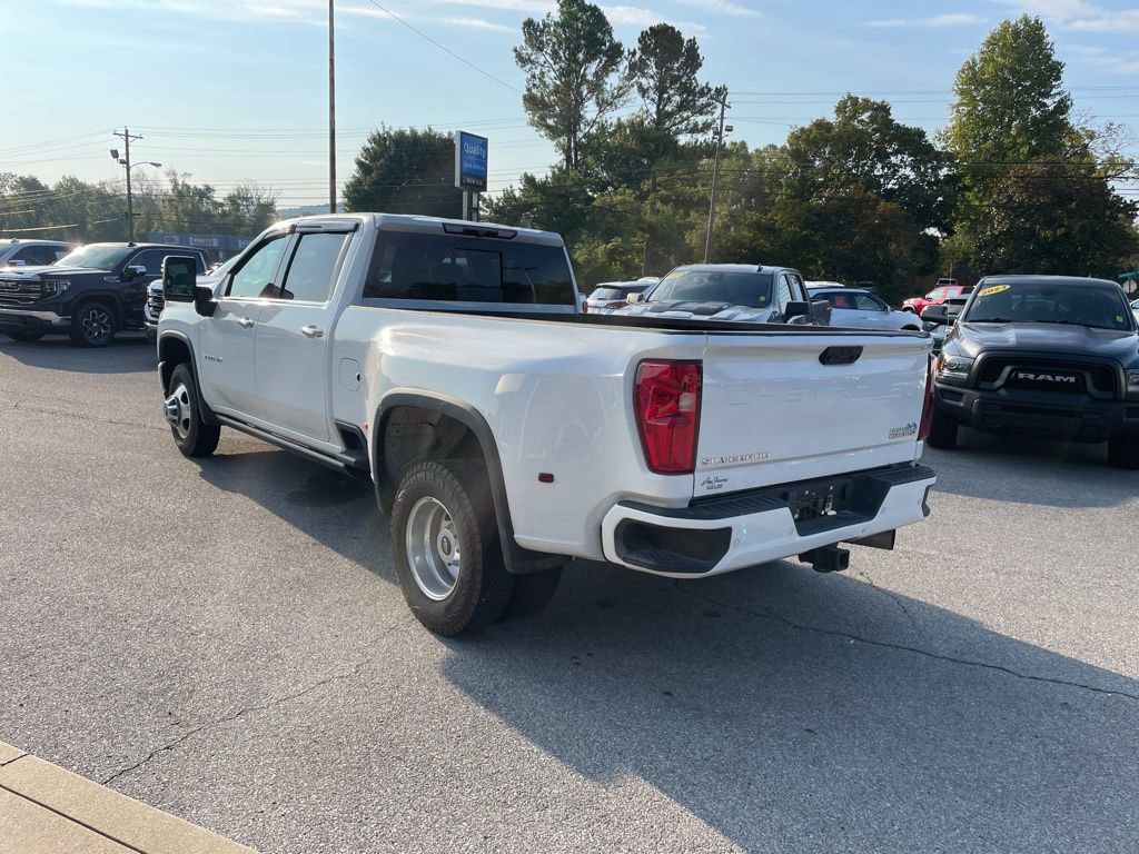 2022 Chevrolet Silverado 3500HD High Country photo 5