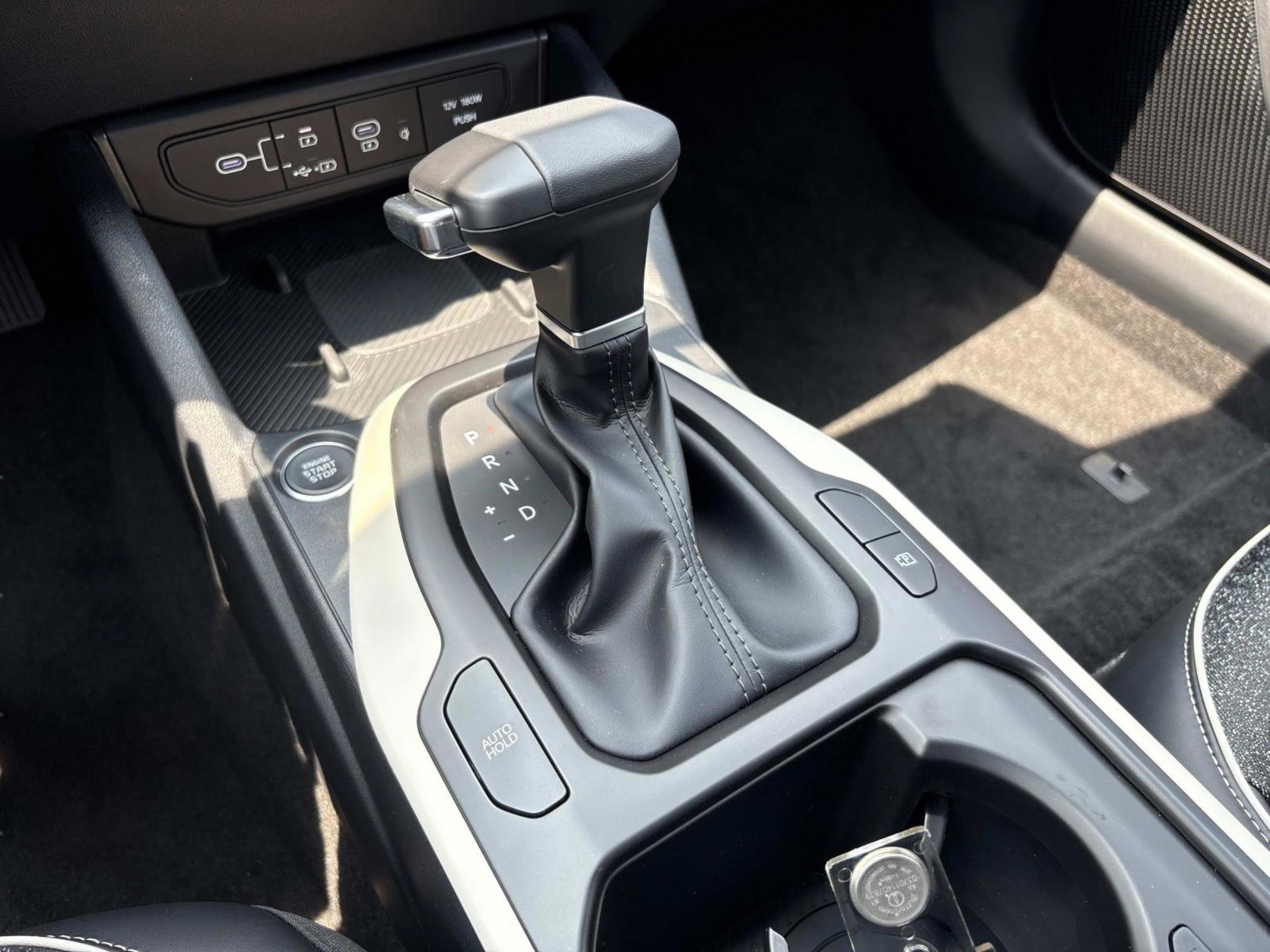 2025 Kia K4 GT-Line photo 27