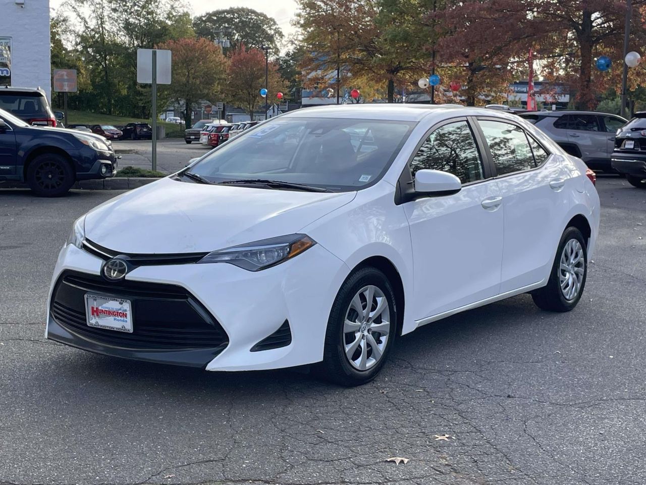 2019 Toyota Corolla L photo 3