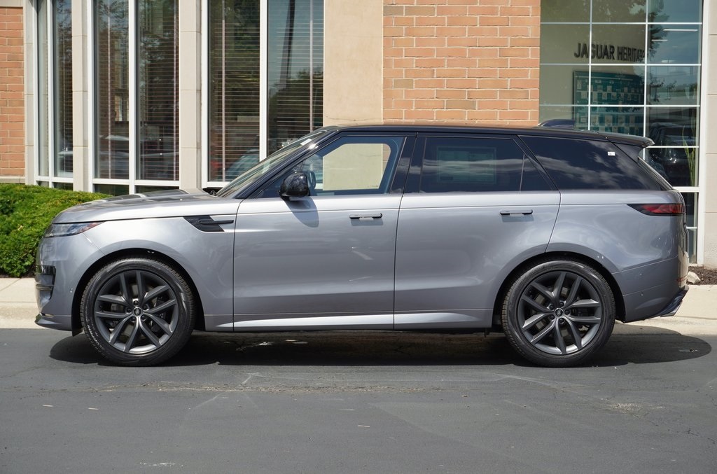 2025 LAND ROVER RANGE ROVER SPORT - Image 1