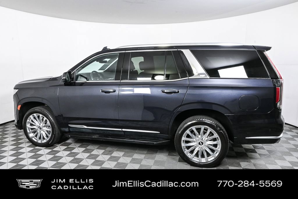 2023 Cadillac Escalade Premium Luxury photo 2