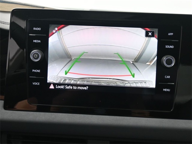 2025 Volkswagen Jetta 1.5T SE photo 3