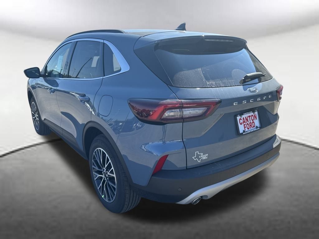 2026 Ford Escape Plug-In Hybrid photo 4