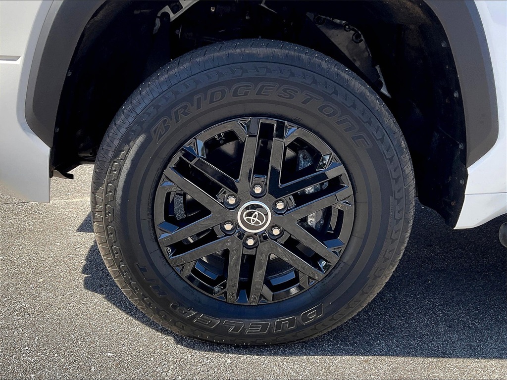 2023 Toyota Tundra SR5 photo 7