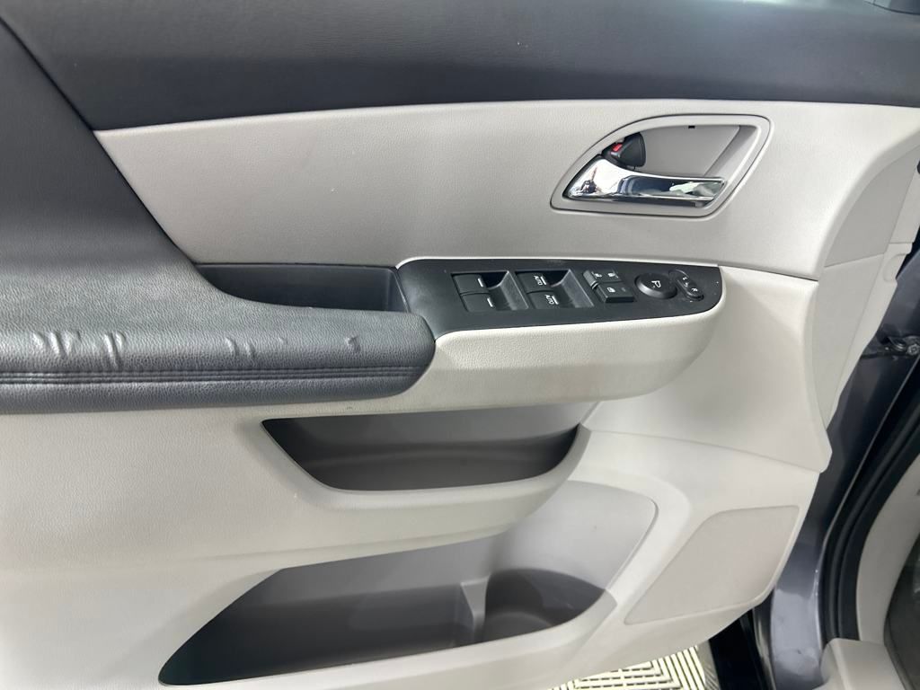 2017 Honda Odyssey EX-L photo 16
