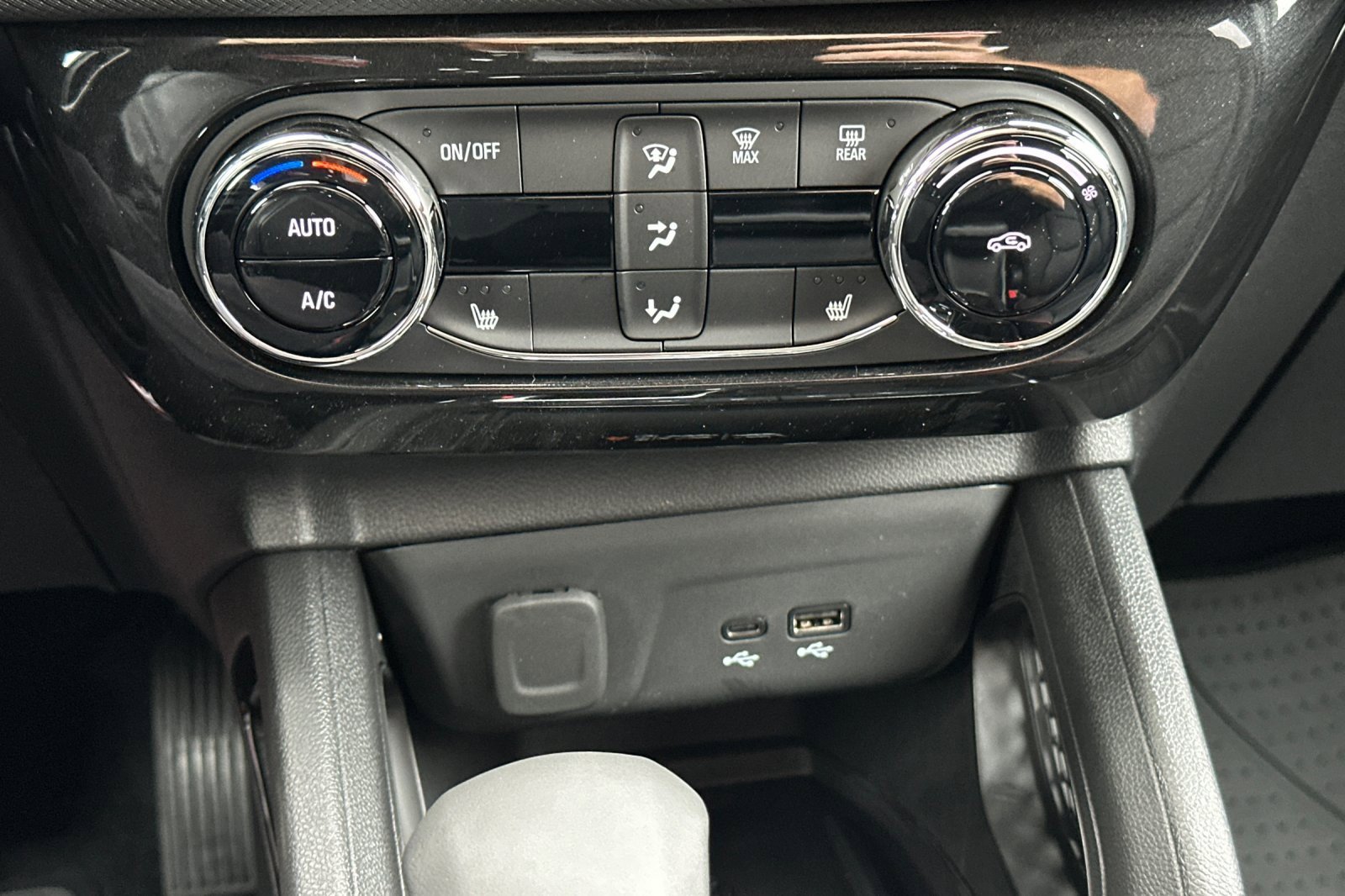 2026 Chevrolet Trailblazer RS photo 18