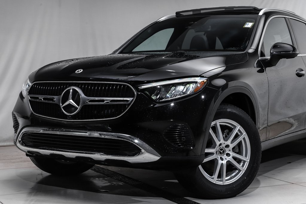 2025 Mercedes Benz GLC 300 4MATIC photo 2
