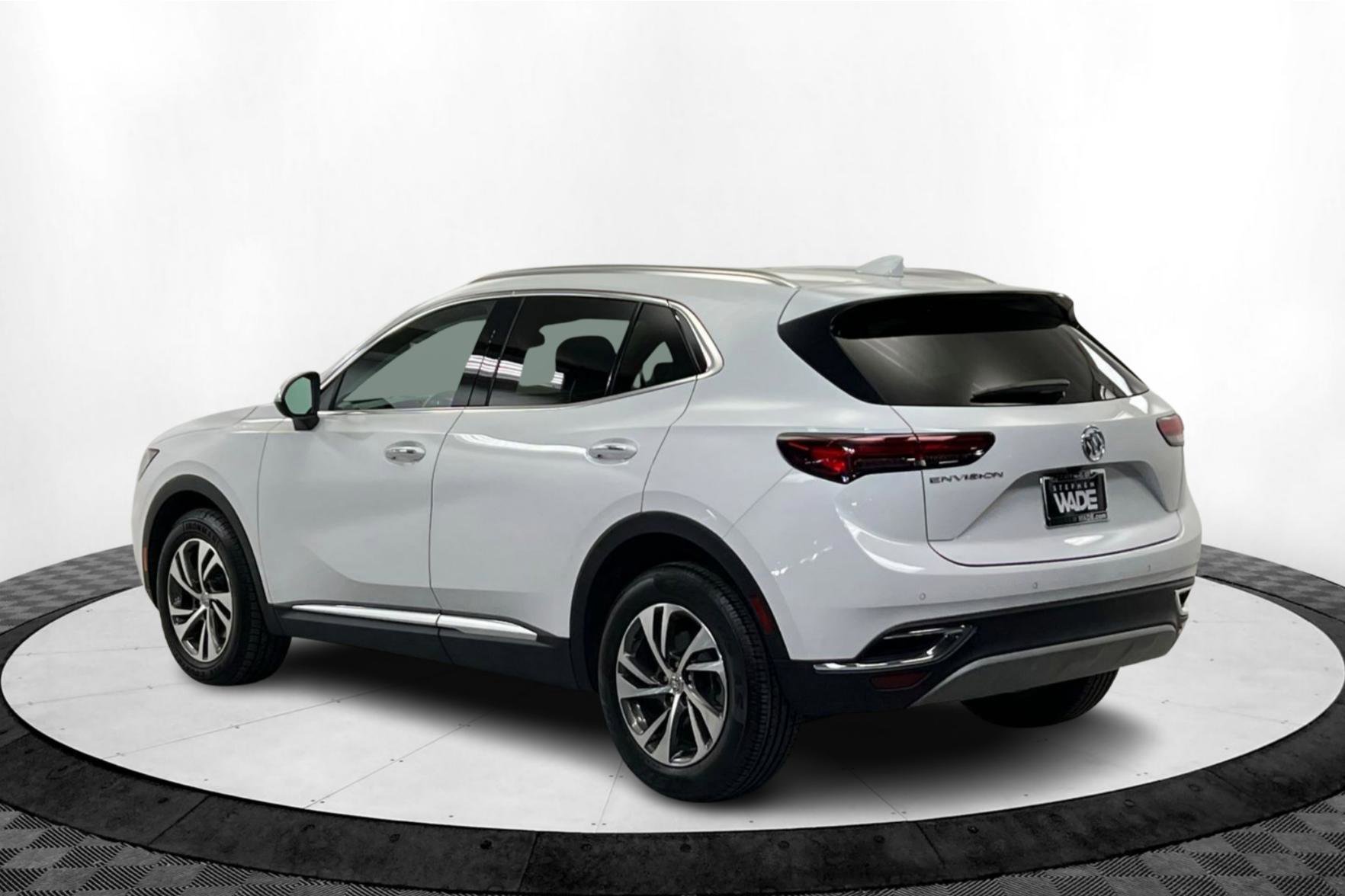 2023 Buick Envision Essence photo 3