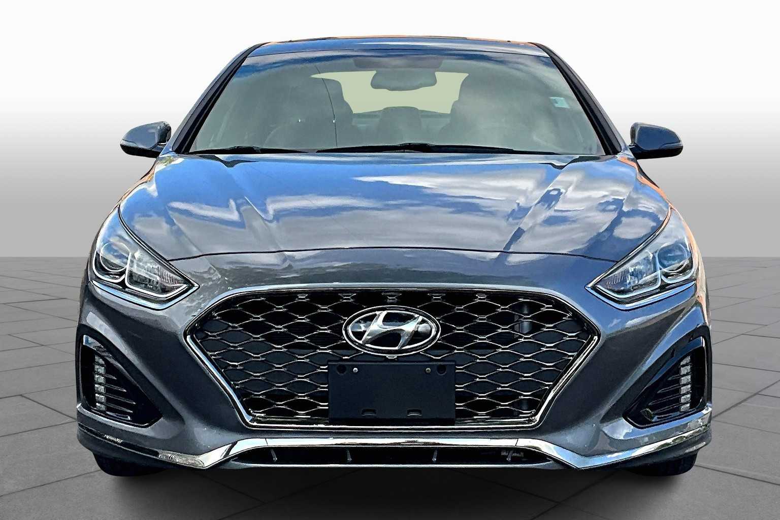 2018 Hyundai Sonata Sport photo 3