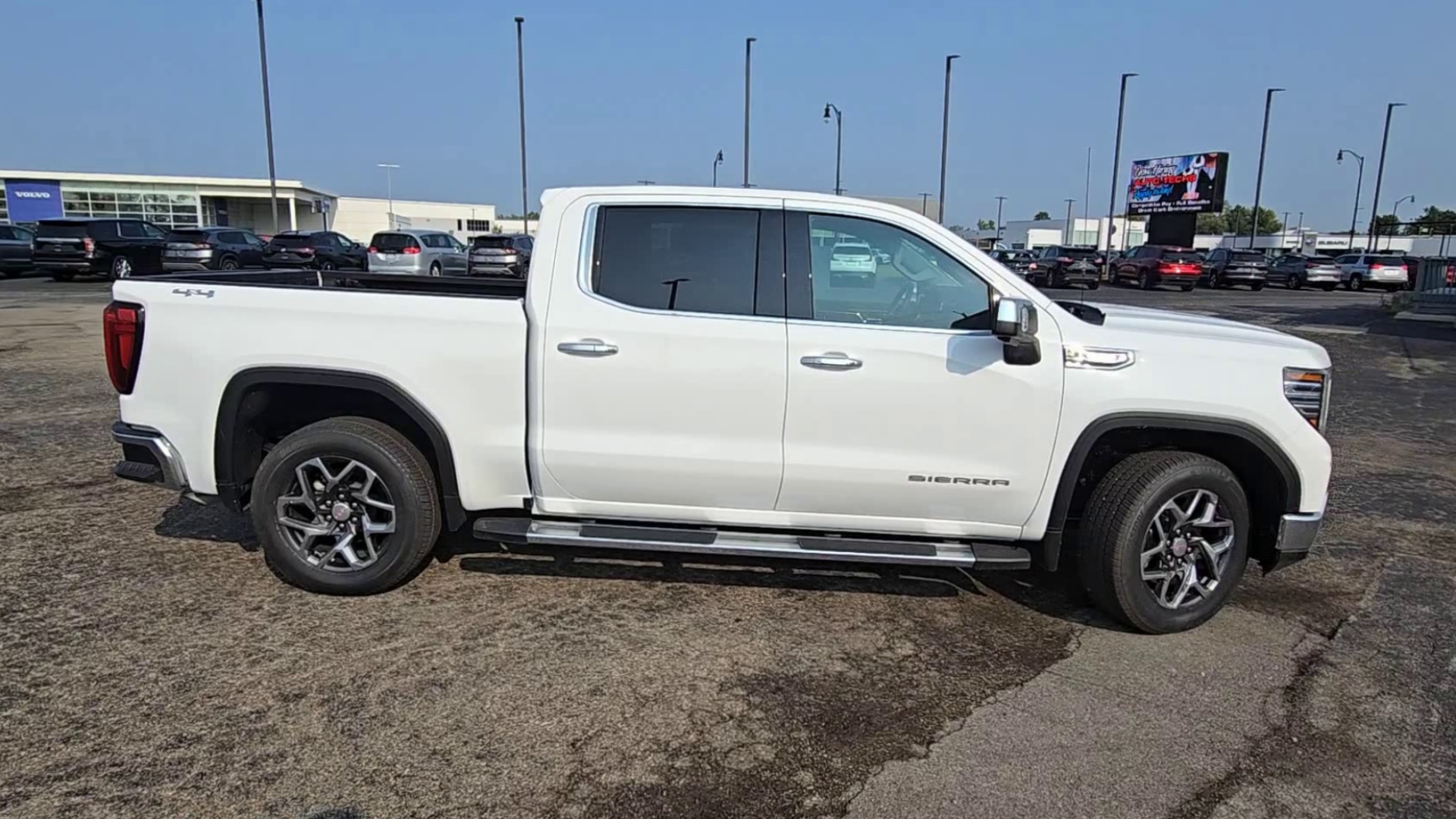 2025 Gmc Sierra SLT photo 45