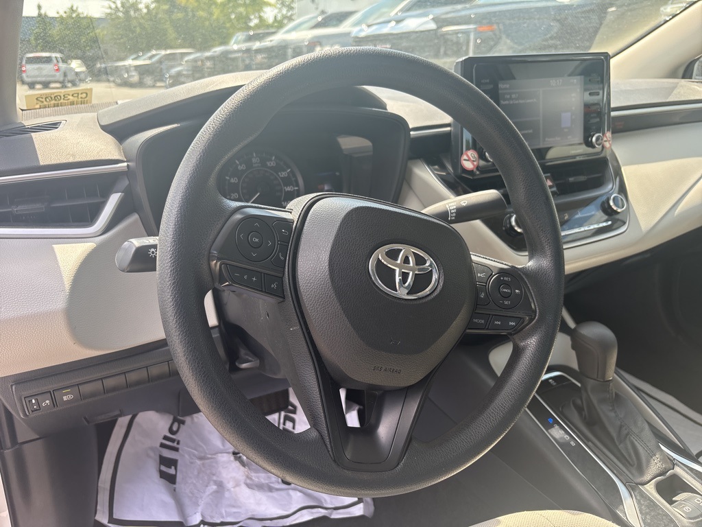 2022 Toyota Corolla L photo 9