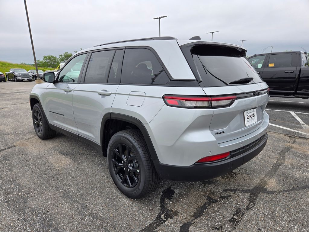 2025 Jeep Grand Cherokee Altitude X photo 4