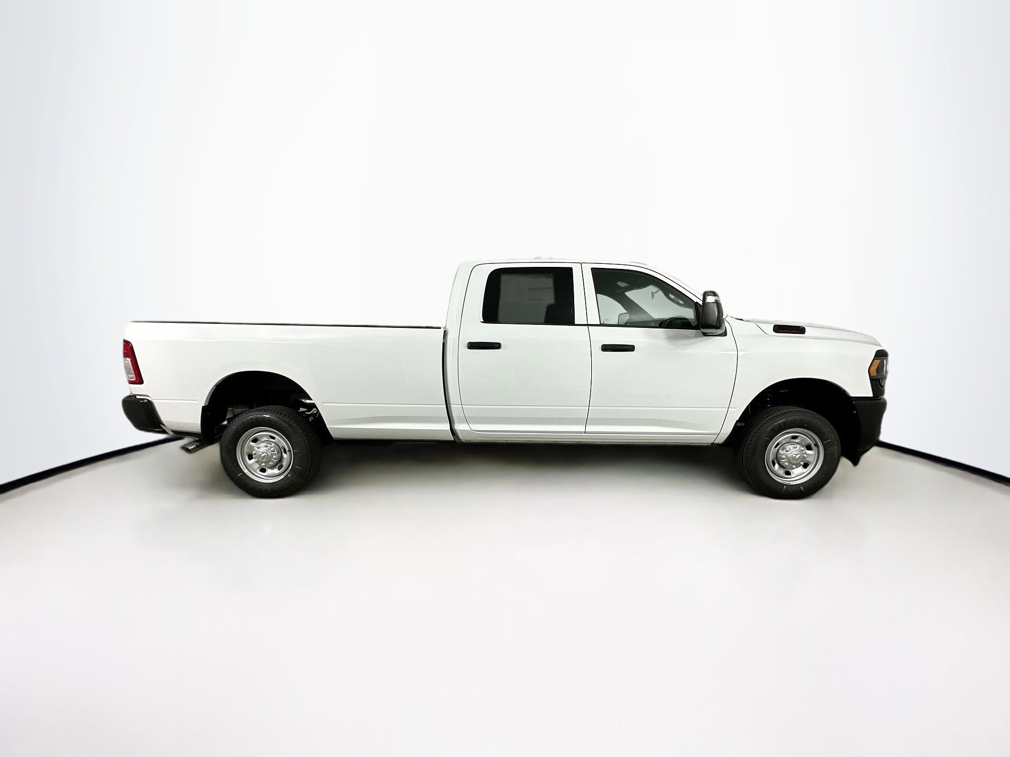2024 Ram 2500 Tradesman photo 4