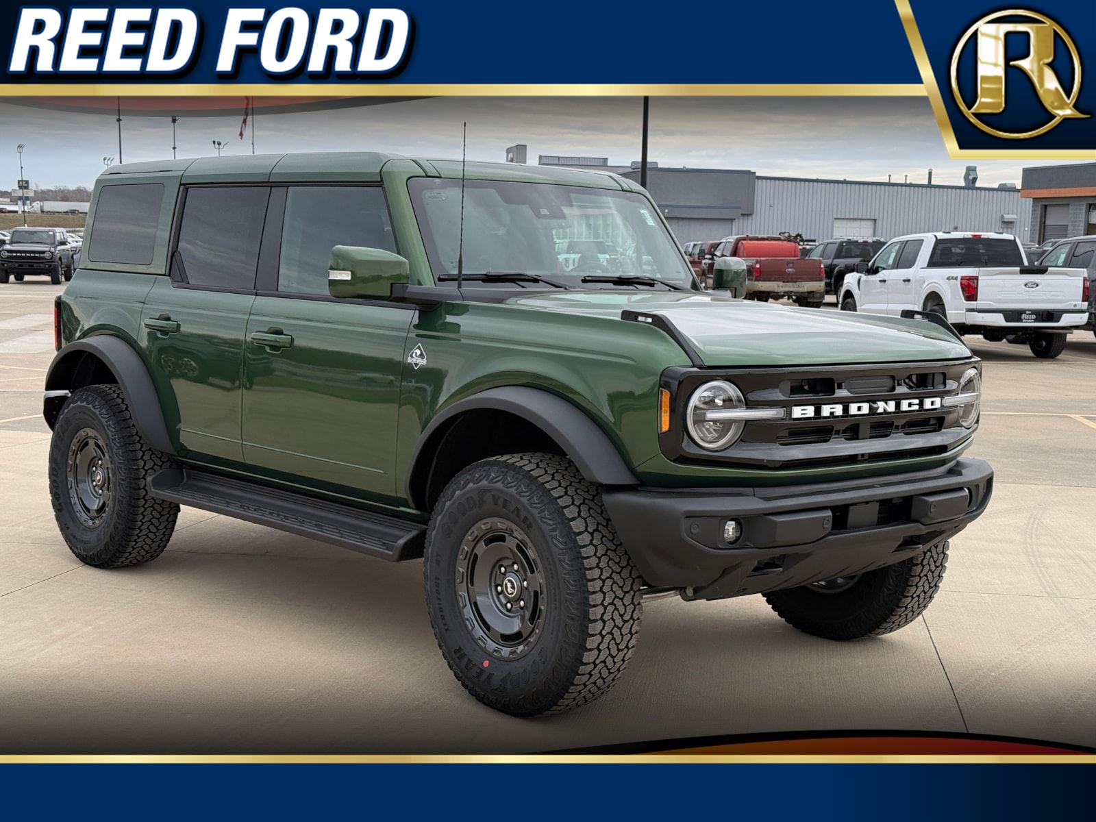 2025 Ford Bronco 4-Door Outer Banks's photo