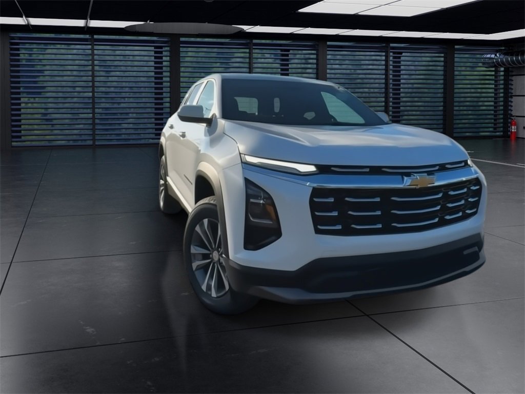 2026 Chevrolet Equinox LT photo 3