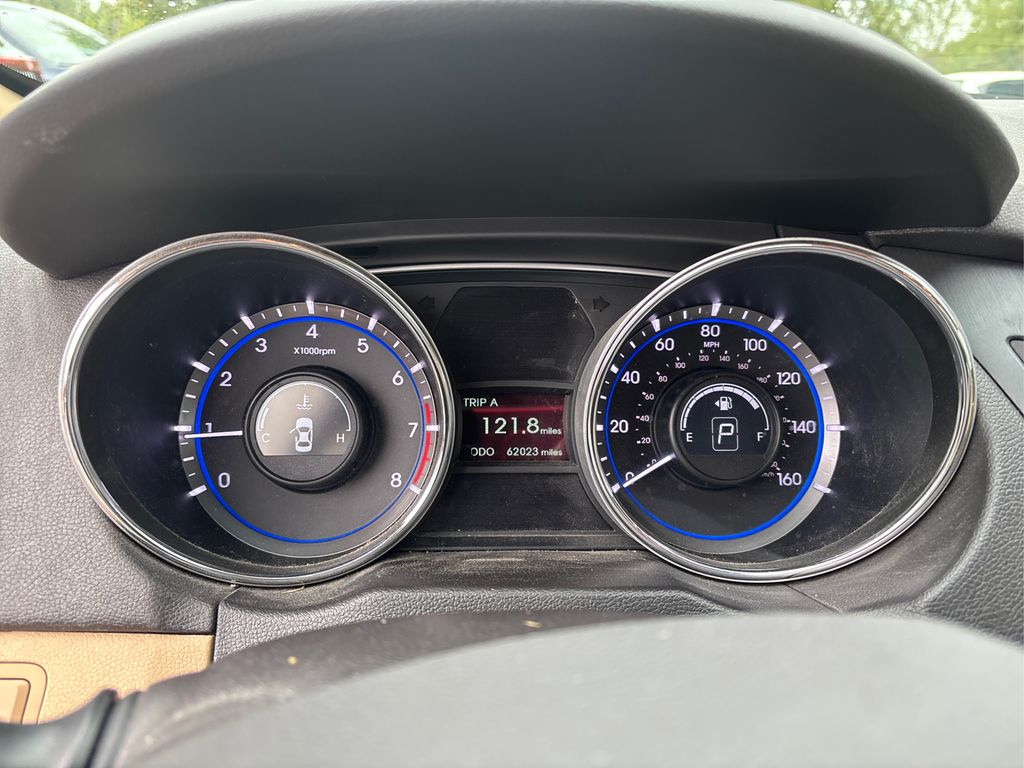 2013 Hyundai Sonata GLS photo 17