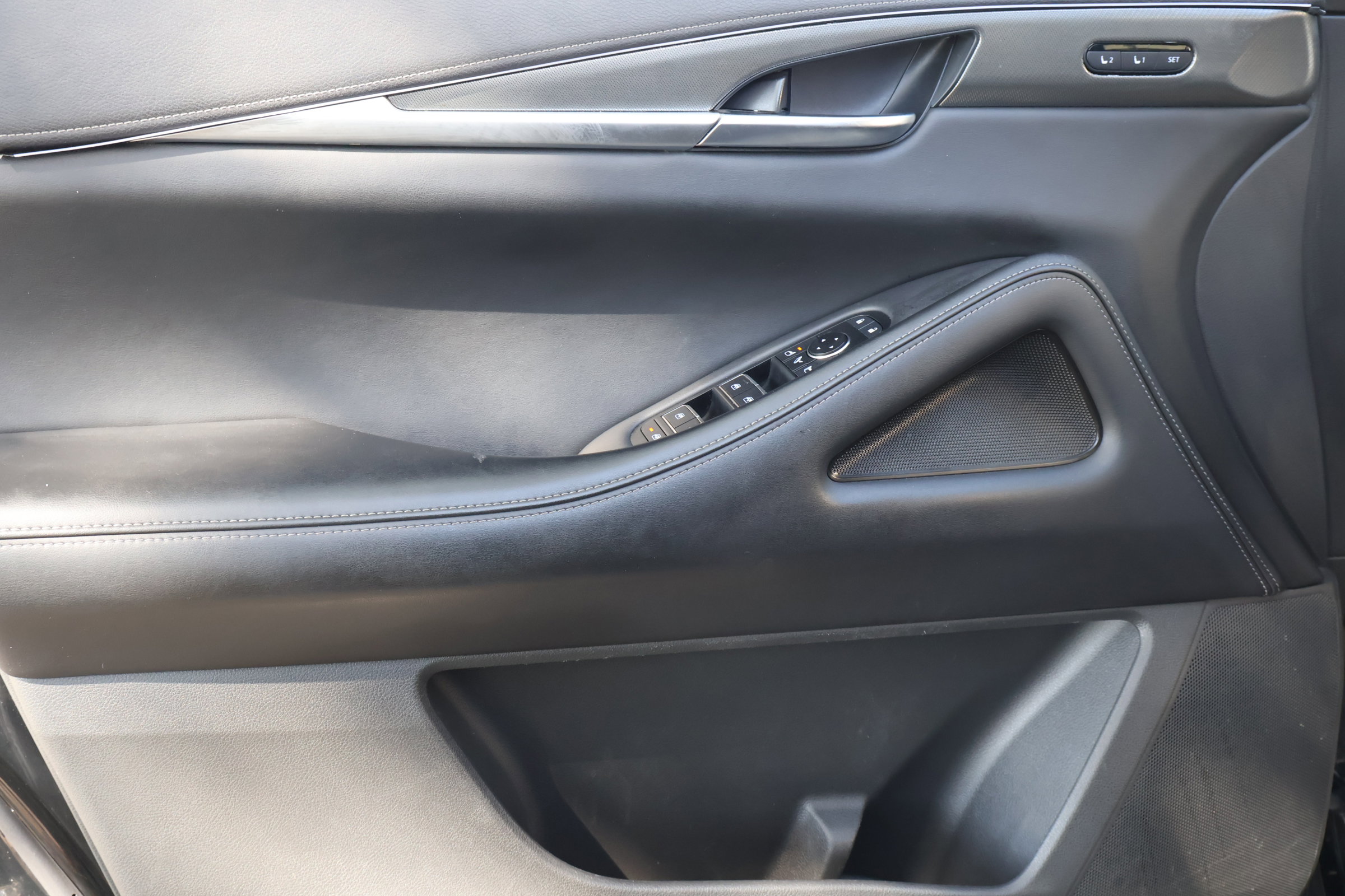 2023 Infiniti QX60 Luxe photo 14
